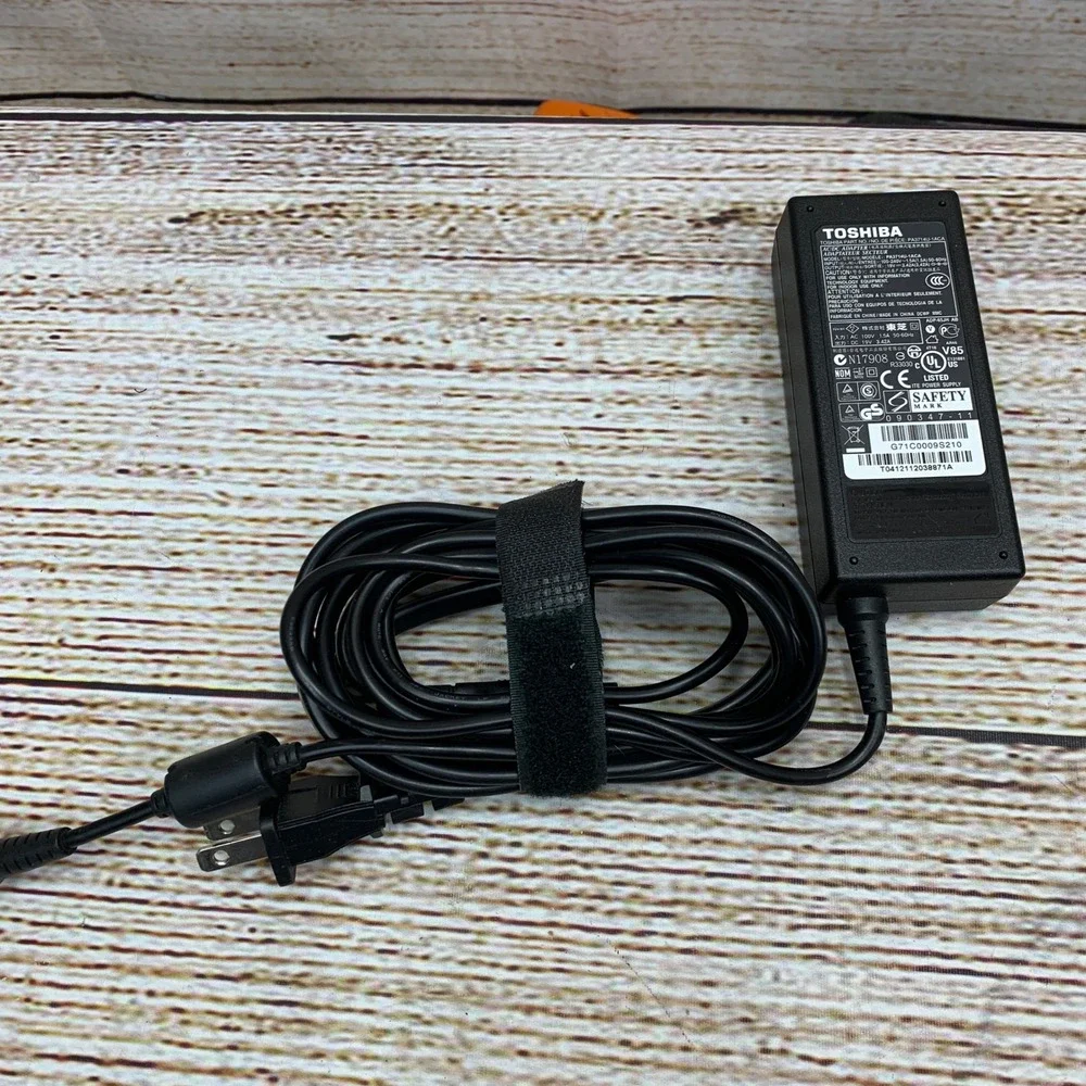 Toshiba PA3741U 1ACA AC Adapter Power Supply 19V 3.42A 65W Laptop Charger